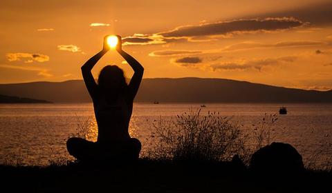Dream Yoga and Lucid Dreaming